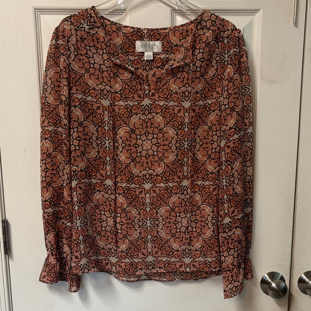 💜 3/$15 Casual Corner Women's Blouse - Brown, Pink and Black Pattern
